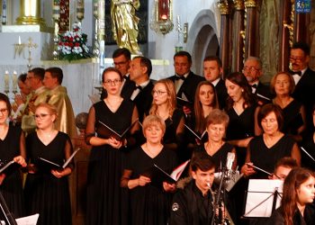 Canticum20lat001