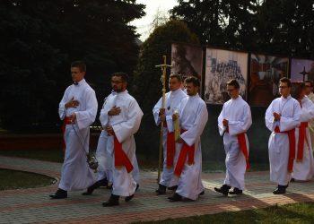 25lat KSM 001