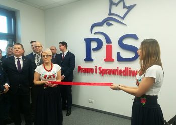 Patryk Wicherotwarcie biura 1 1