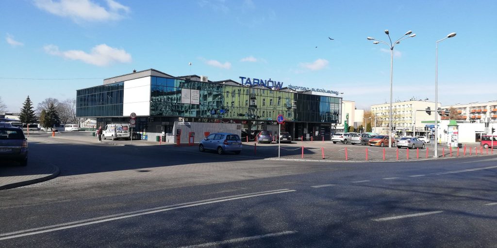 dworzec autobusowy tarnow 5