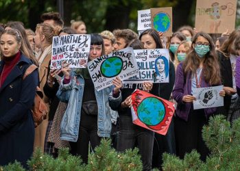 strajk klimatyczny mlodzi