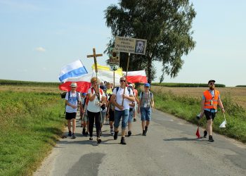 Pielgrzymka 2021 5dzien natrasie Otla 08 2021IMG 0537