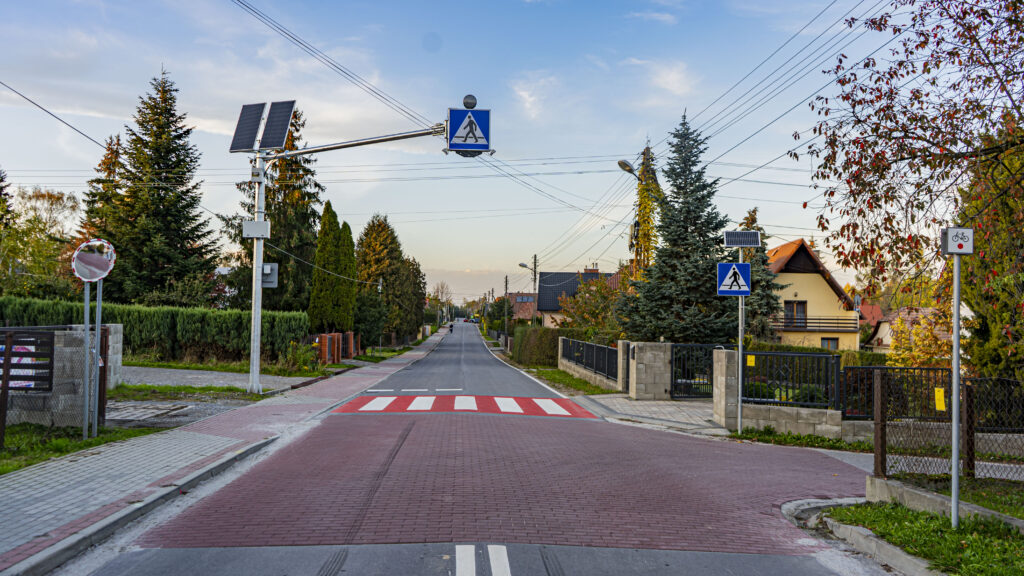 Aktywne przejscie dla pieszych na ul. Witosa w Jadownikach