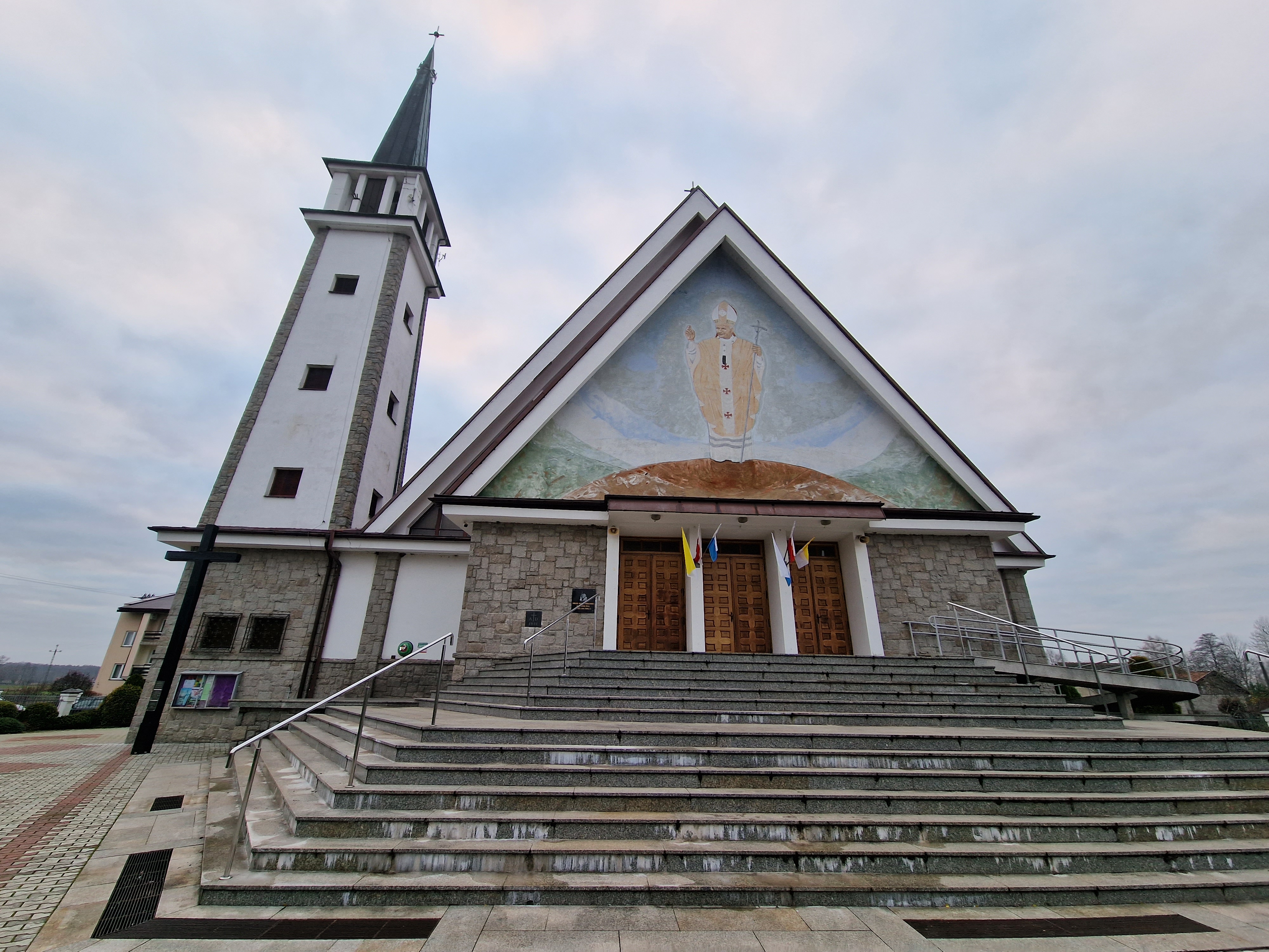 Sanktuarium Matki Bożej Fatimskiej – Różańcowej w Borkach