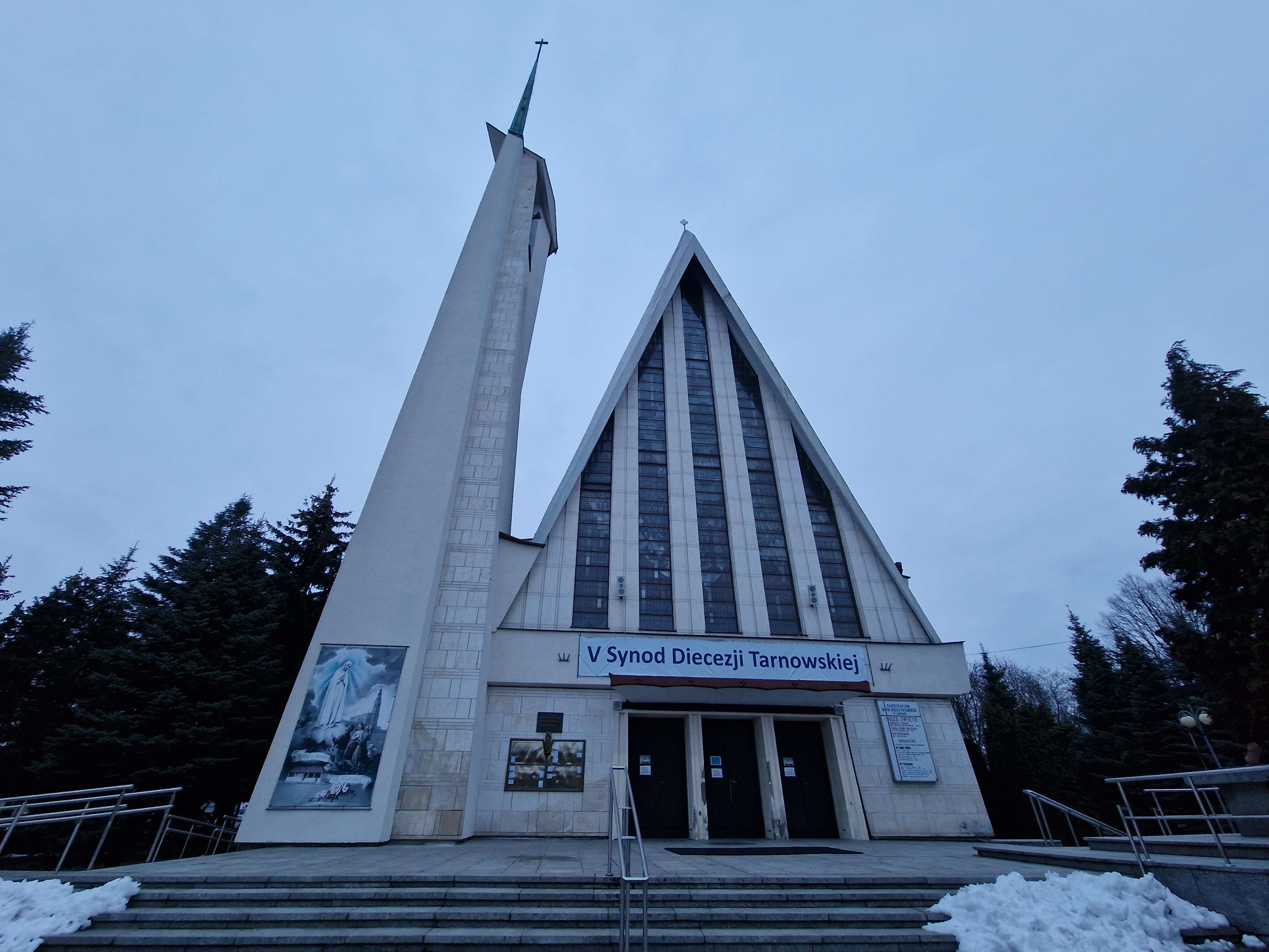 Na szlaku sanktuariów diecezjalnych u Fatimskiej Pani