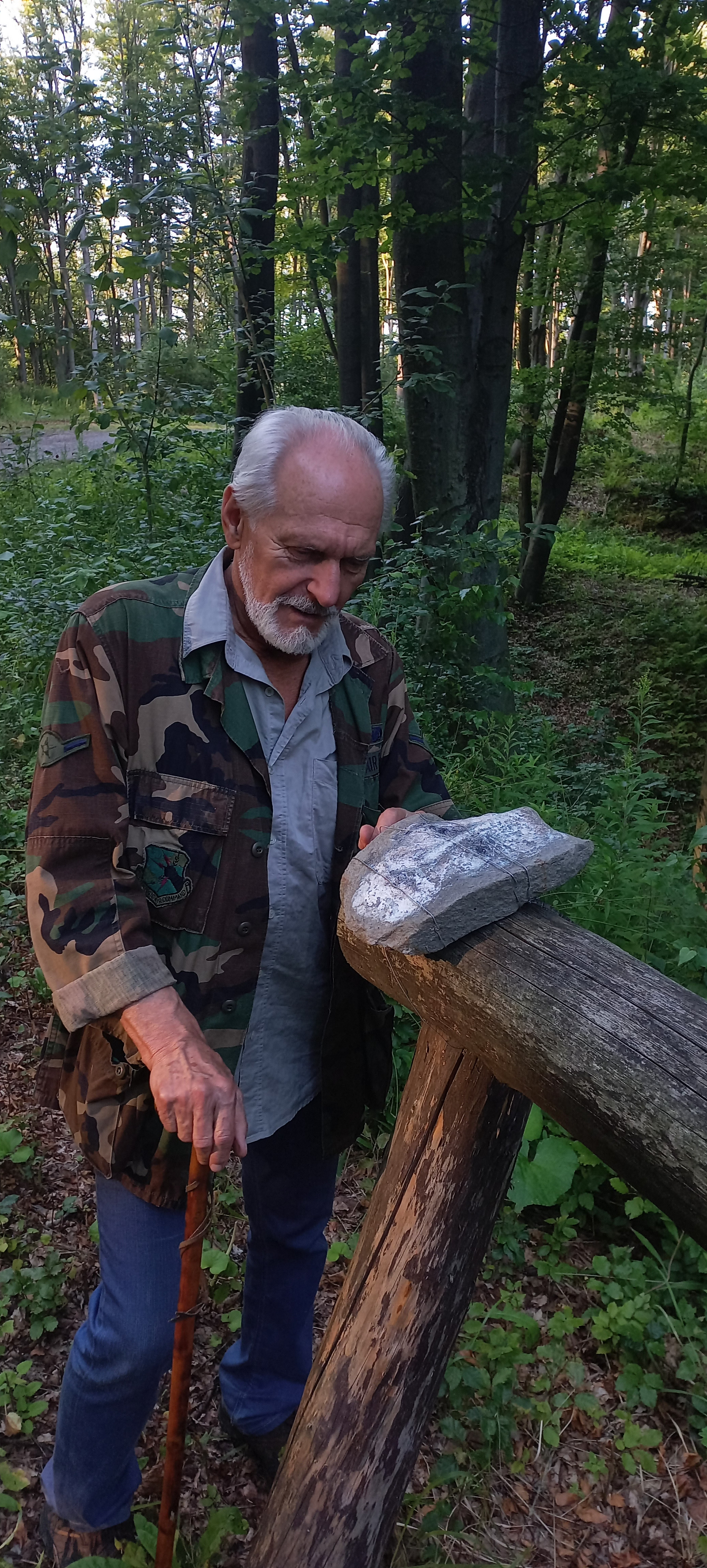 Miejsce, gdzie przyroda spotyka się ze sztuką. Leśna Galeria Janusza Mytkowicza