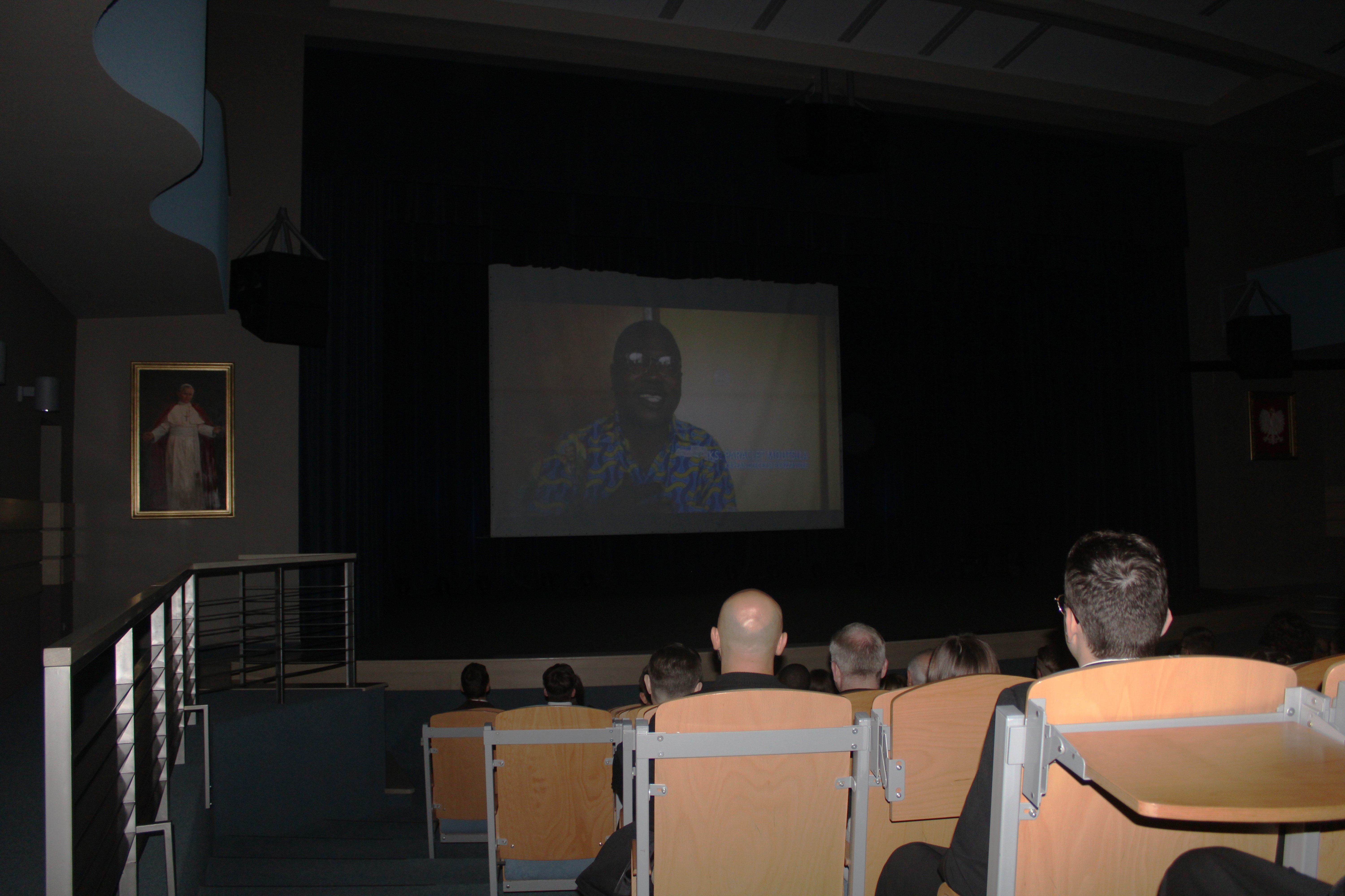 Tata z Małopolski. W Tarnowie odbyła się premiera filmu o ks. Janie Czubie