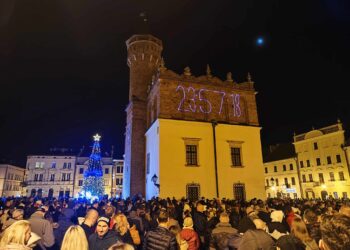 Tłumy tarnowian i gości przywitały Nowy Rok na Rynku