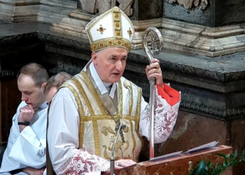 Biskup tarnowski Andrzej Jeż