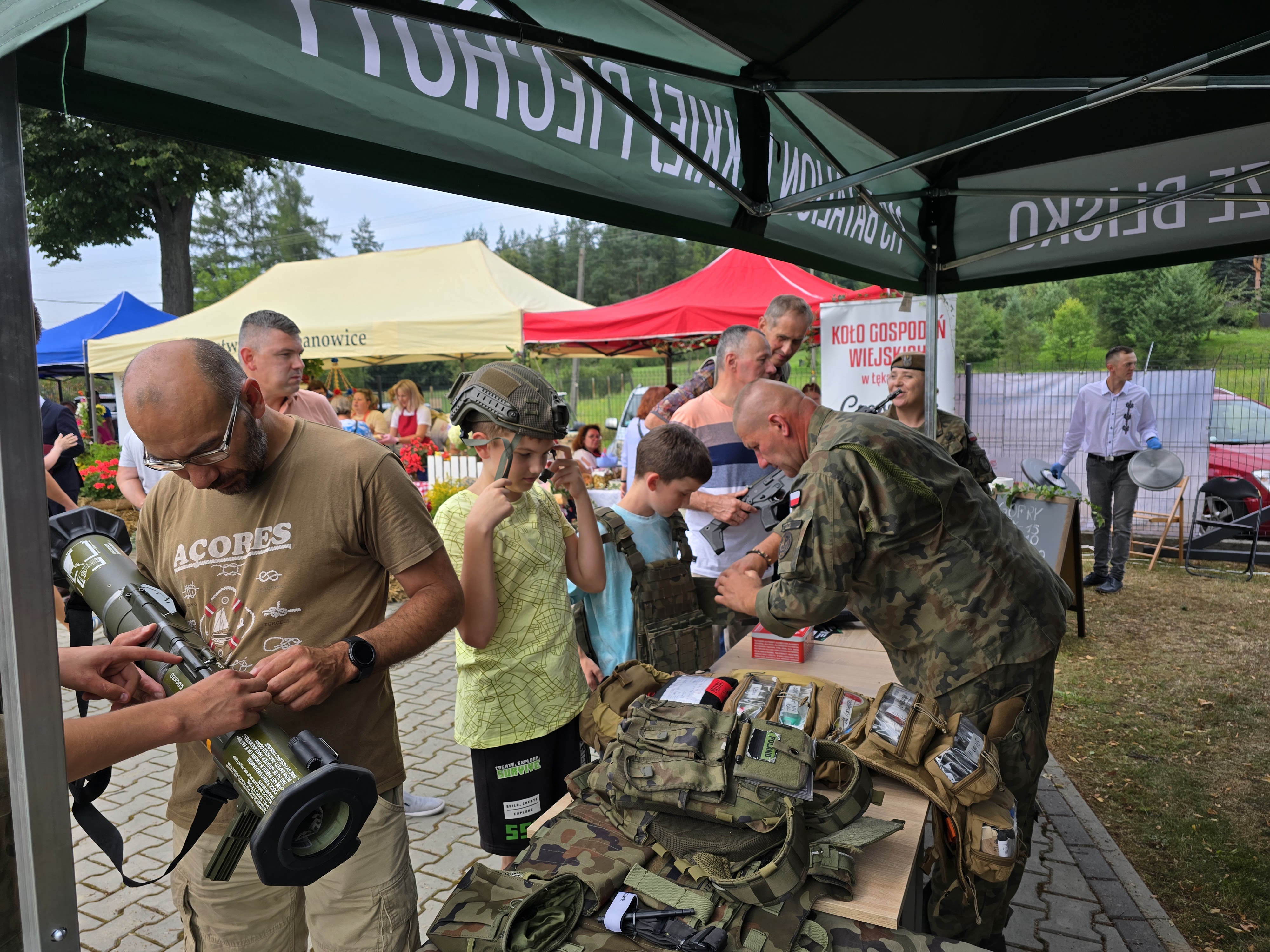 W gminie Pleśna po raz kolejny królowały lokalne przysmaki na Święcie Owoców i Produktów Pszczelich