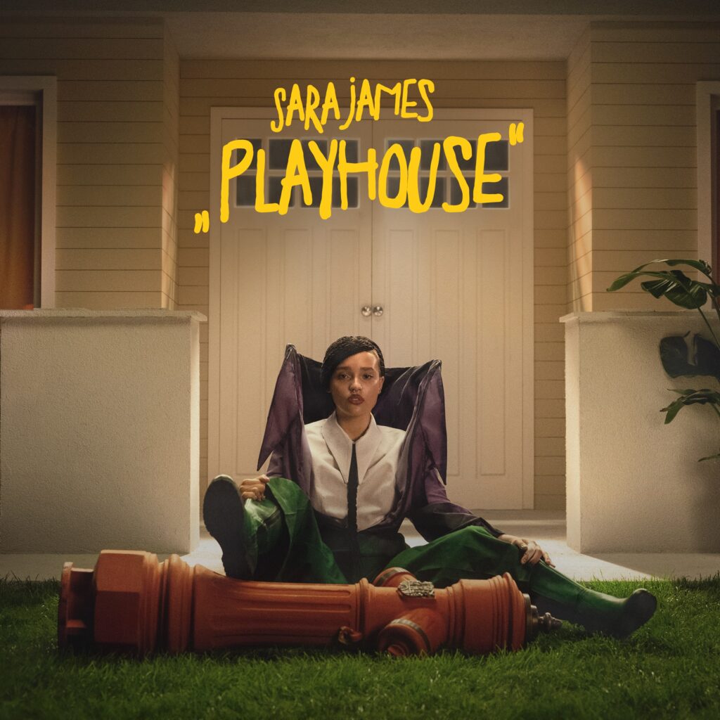 cover Sara James PLAYHOUSE