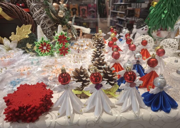 Jarmark Bożonarodzeniowy w Galerii Trzy Korony. Będzie tam wóz transmisyjny RDN Nowy Sącz 1 jarmark ns 2024 21