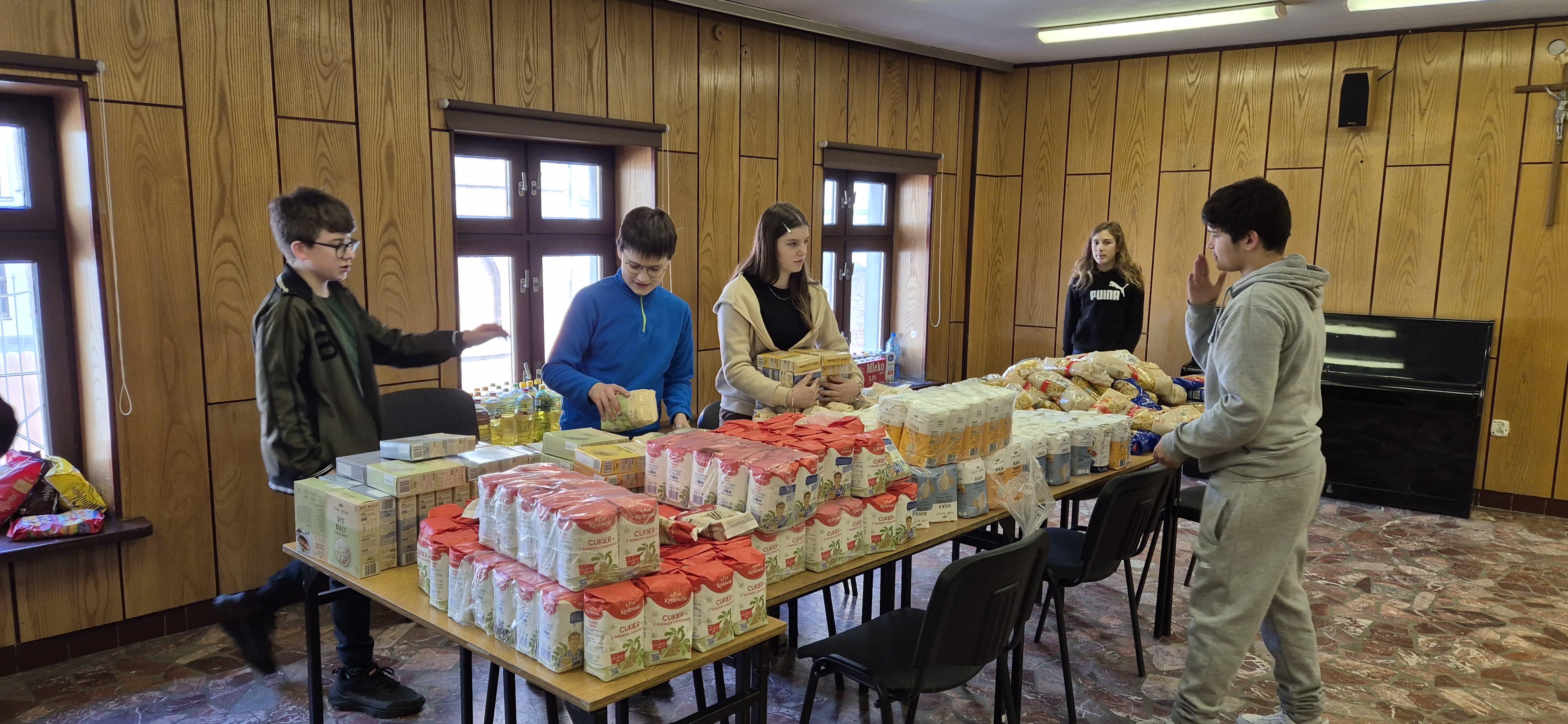 Tarnowianie pokazują serce – wielkanocna pomoc dla potrzebujących [ZDJĘCIA]