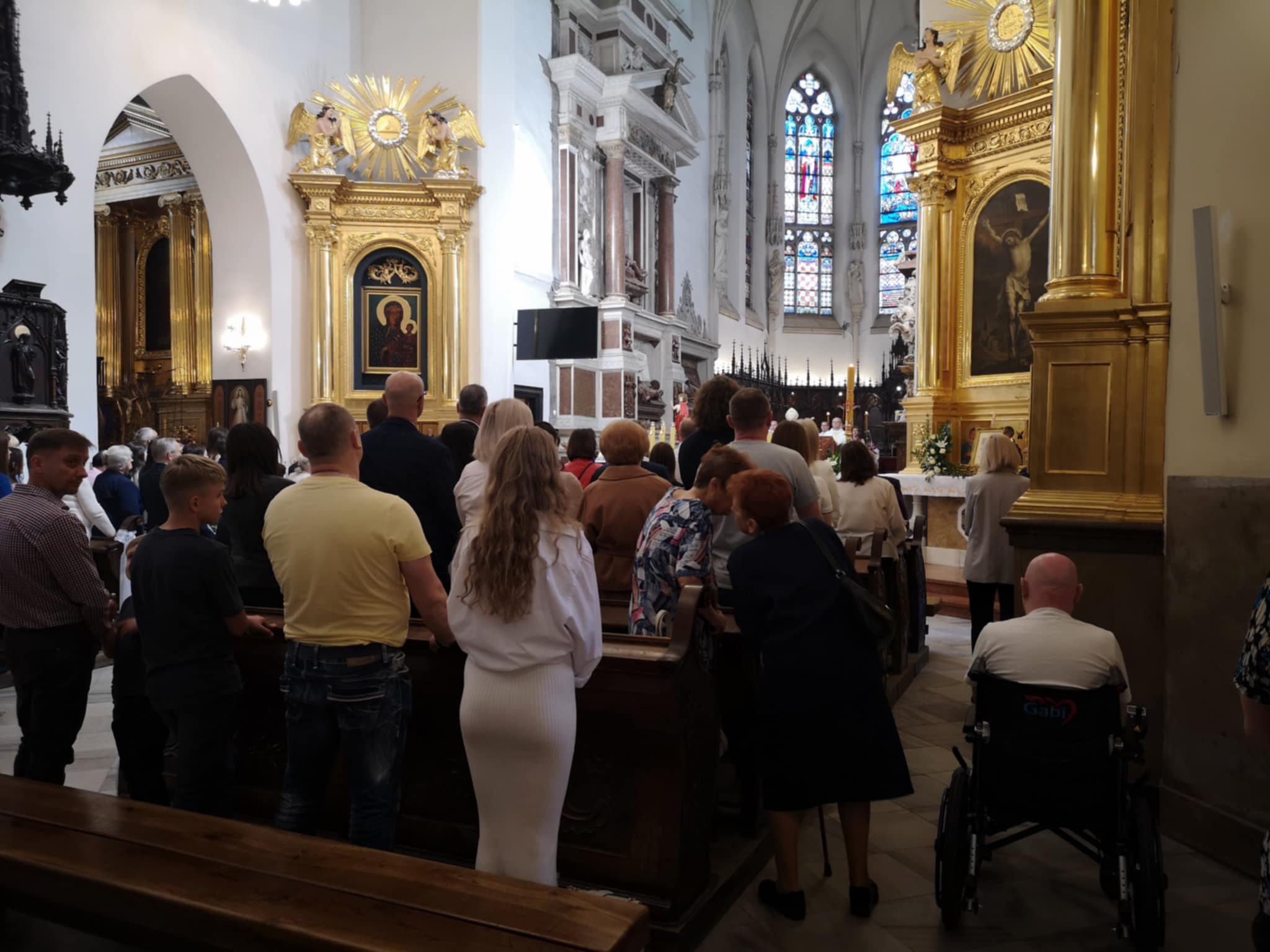 Tarnowianie modlą się w intencji śp. Papieża Franciszka