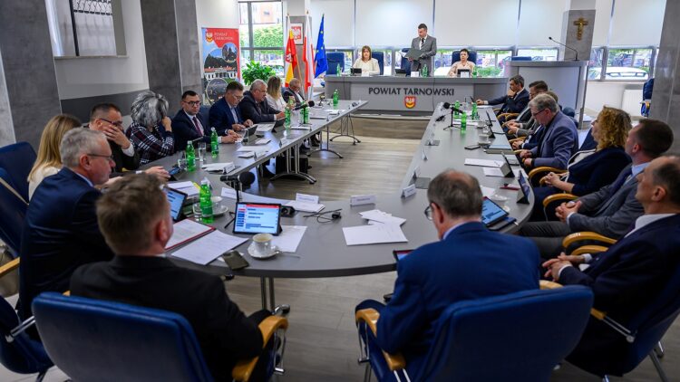 powiat.tarnow.pl