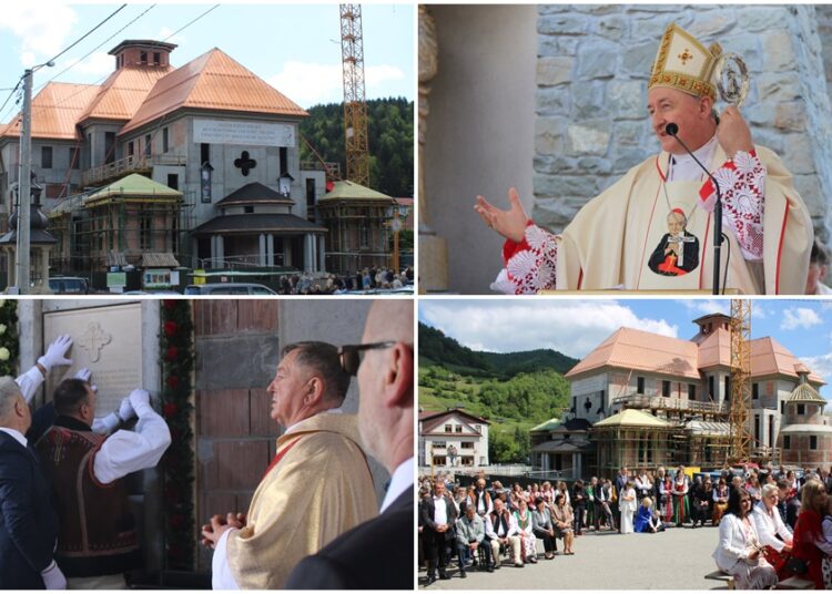 ochotnica kosciol
