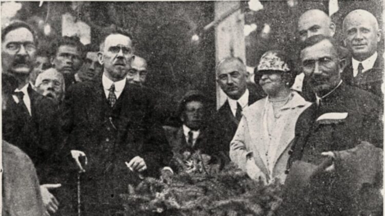 Władysław Reymont podczas Dożynek w Wierzchosławicach – 1925 rok. (fot. UG Wierzchosławice/Towarzystwo Przyjaciół Muzeum Wincentego Witosa)