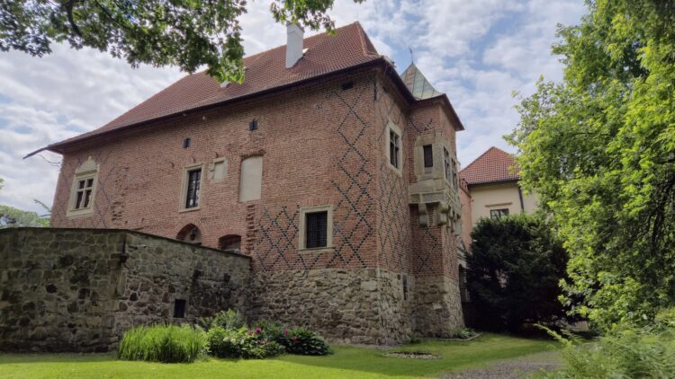 zamek debno2500