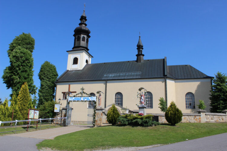 na zdjęciu: Kościół pw. św. Floriana w Uszwi (fot. Gmina Gnojnik)