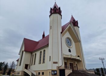Na zdjęciu: Sanktuarium Matki Bożej Pocieszania w Czermnej