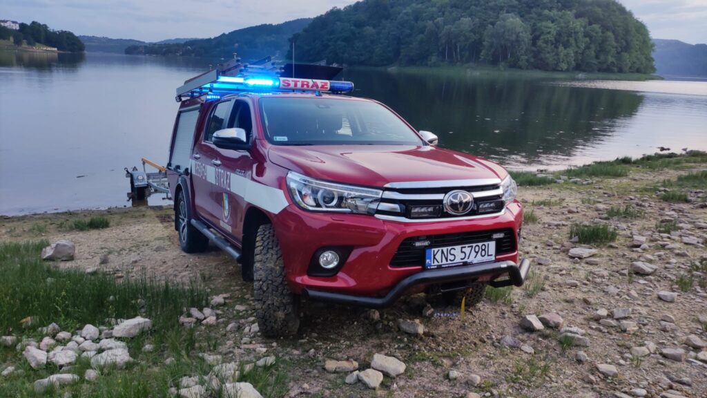 jezioro roznowskie OSP Grodek