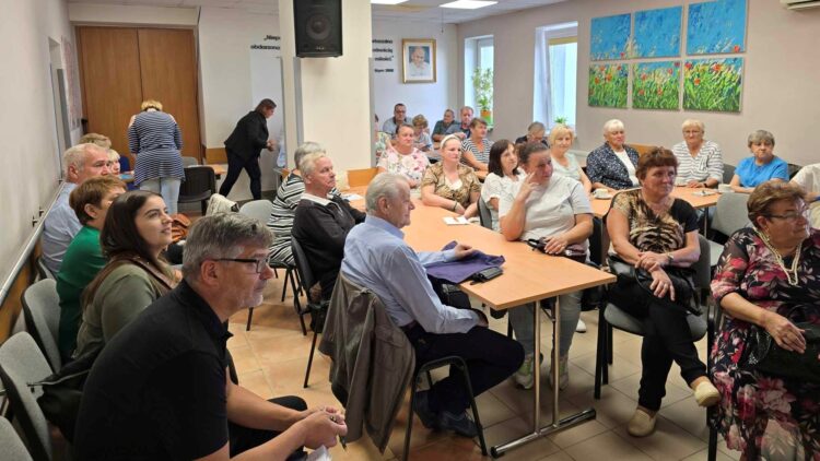Pytania z zakresu świadczeń i zdrowia – dzień otwarty w ZUS dla seniorów 1 fot. arch. RDN