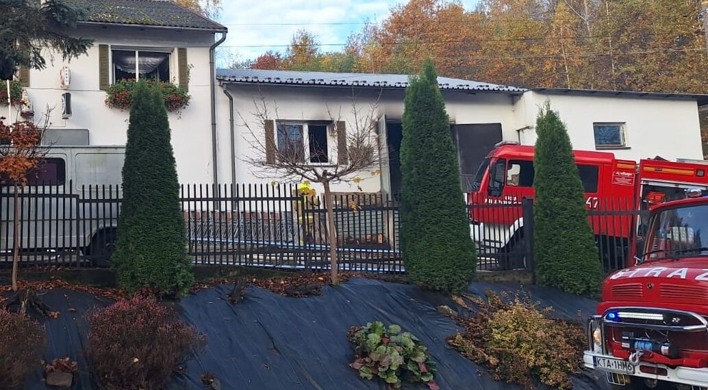 79513883 74a3 4d9c 96da 5c3a5cdf019a