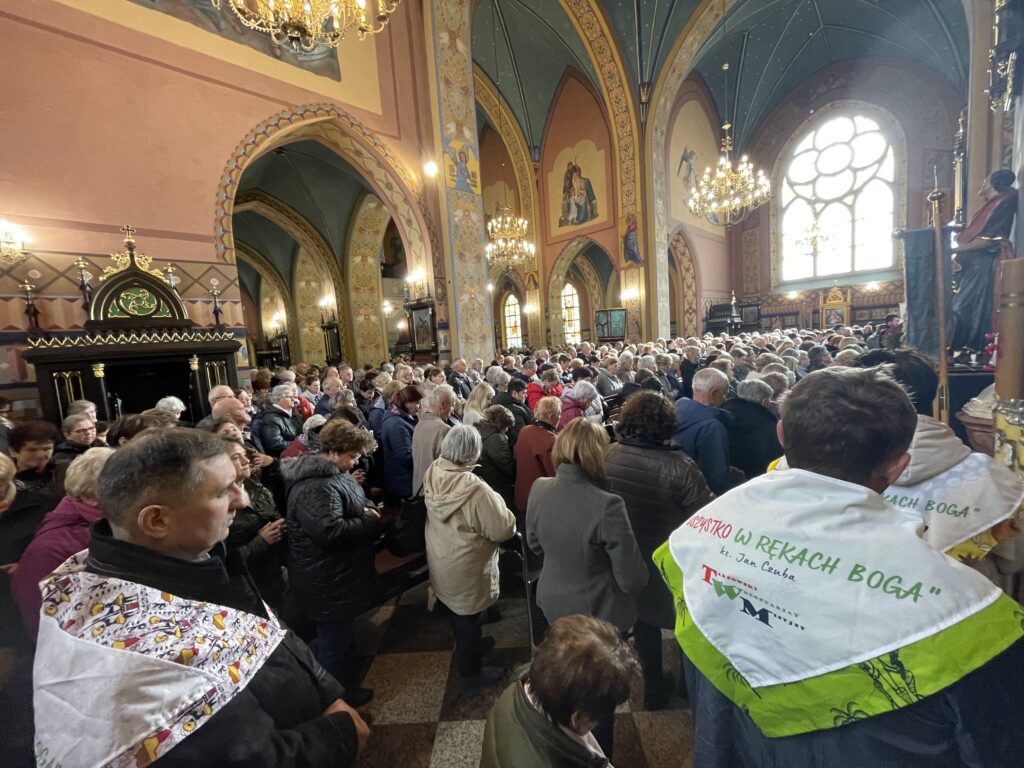 Ta modlitwa stała się ich życiem. Róże różańcowe proszą też o szybką beatyfikację ks. Jana Czuby 1 IMG 9978