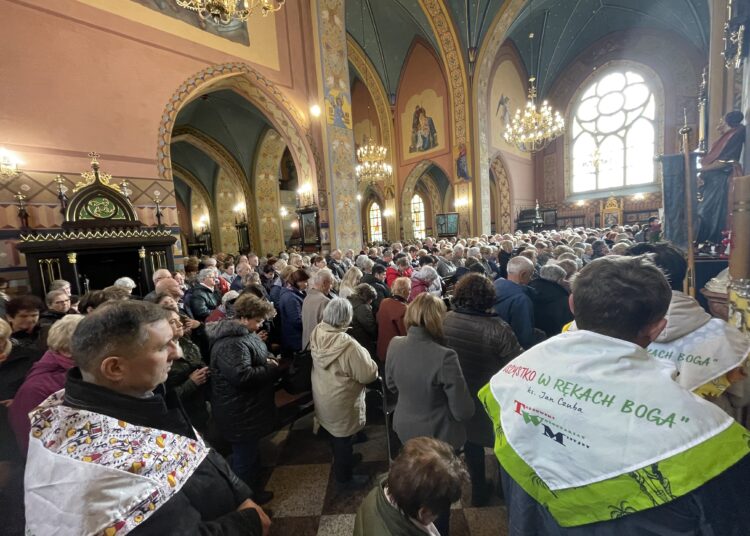 Ta modlitwa stała się ich życiem. Róże różańcowe proszą też o szybką beatyfikację ks. Jana Czuby 1 IMG 9978