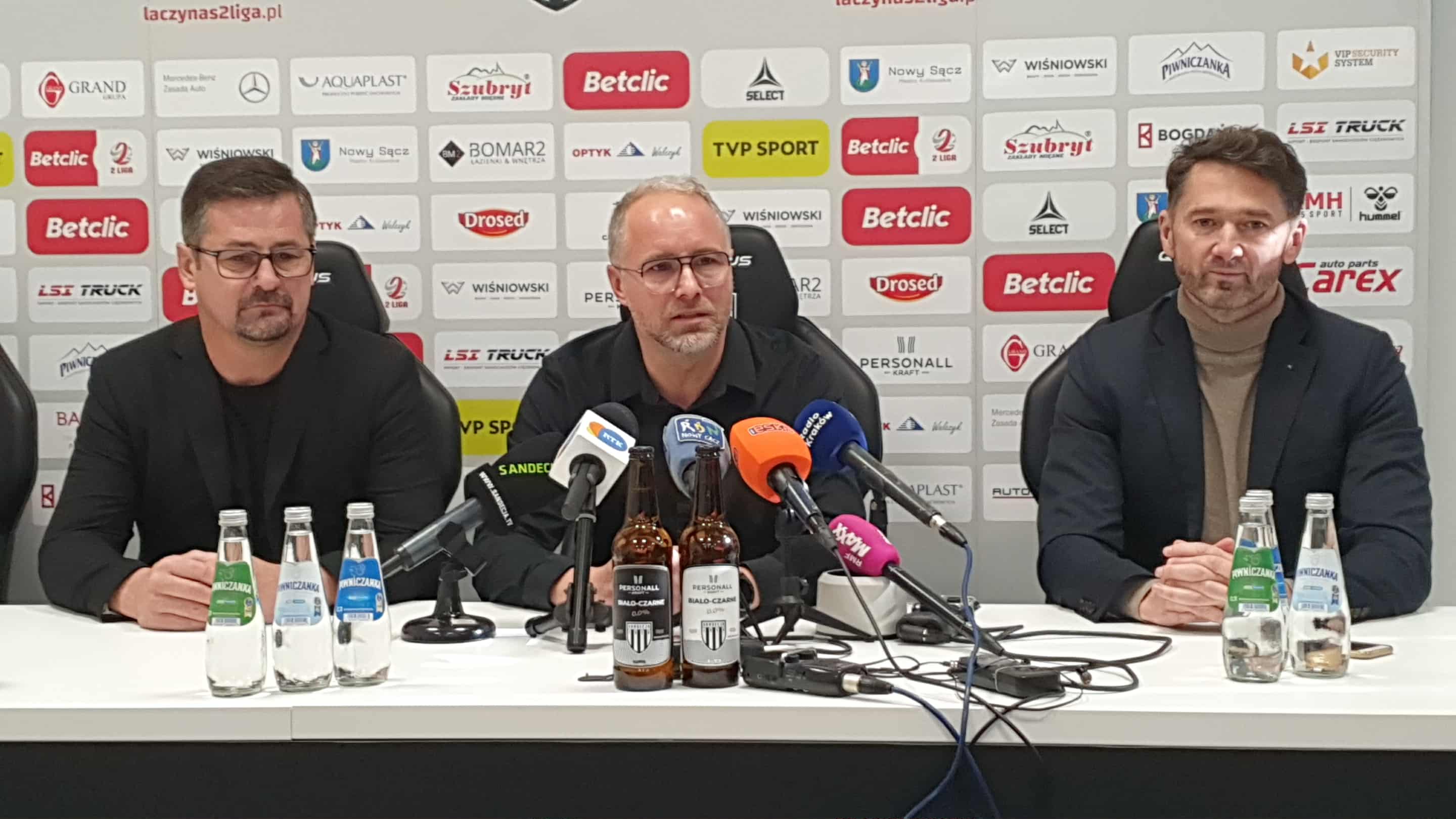 Rafał Smalec zostaje w Sandecji Nowy Sącz. Nowy kontrakt trenera