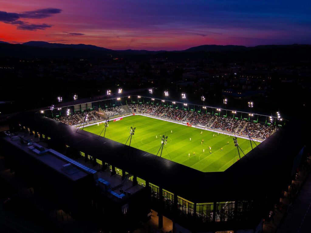 stadion sandecja pl