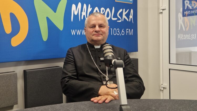 Bp Leszek Leszkiewicz: Świętość nie równa się byciu dobrym człowiekiem 1 20251030 090747