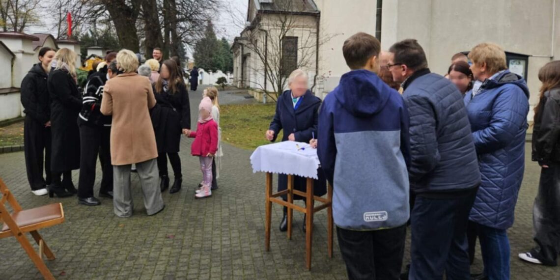 45d42a0d 8617 439f 8723 419d7b4a9bb3