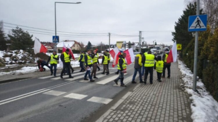 Kolejny protest rolników. Utrudnienia w rejonie Brzeska 1 fot. "Rolnictwo - nasz wspólny region"