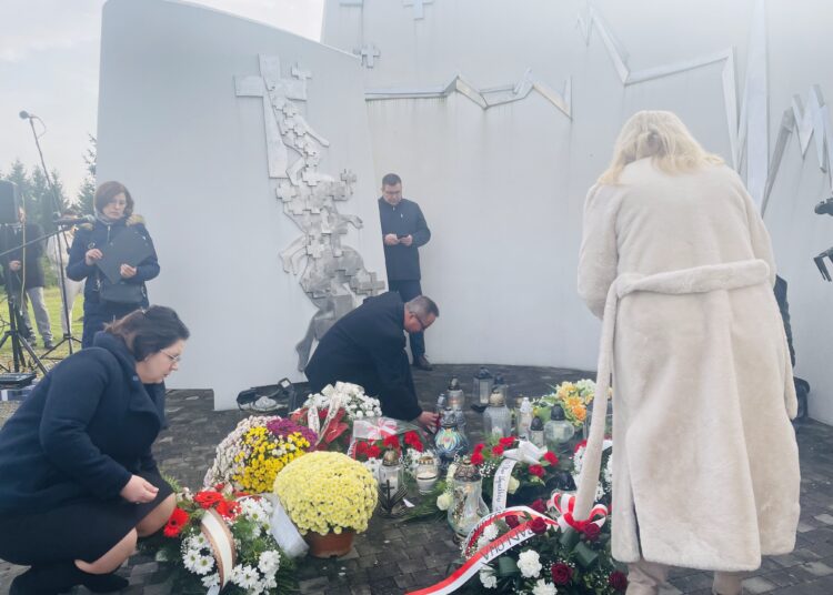 ‘To miejsce, które daje ukojenie i wyciszenie’. W Zabawie upamiętniono ofiary wypadków drogowych 1 IMG 0260