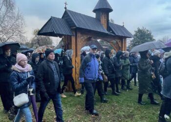 111. rocznica śmierci bł. Karoliny. Droga Krzyżowa szlakiem jej męczeństwa gromadzi kilka tysięcy osób 2 IMG 1420