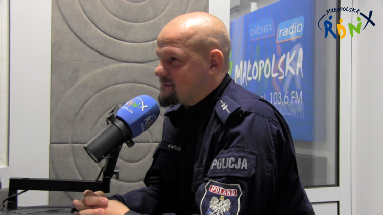 'Weźmy głęboki oddech” – policja ostrzega przed pułapkami Black Friday 1 Pomagamy i chronimy.00 18 30 08.Still006