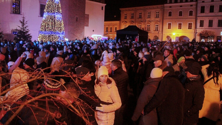 Wiemy kto będzie gwiazdą Sylwestra na tarnowskim rynku 1 fot. archiwum RDN (sylwester 2024)