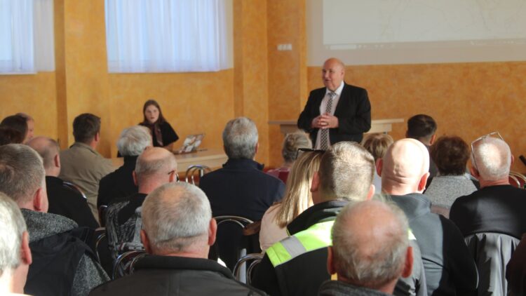 na zdjęciu: spotkanie z inwestorem, które odbyło się 27.10