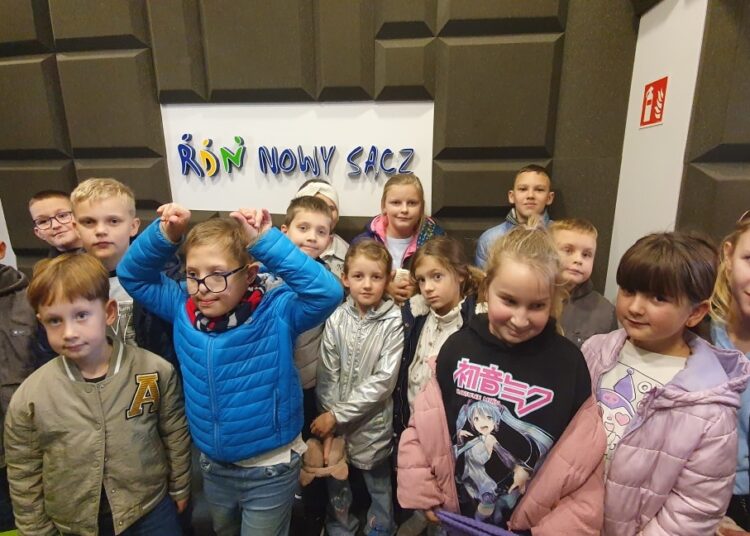 dzieci niskowa radio