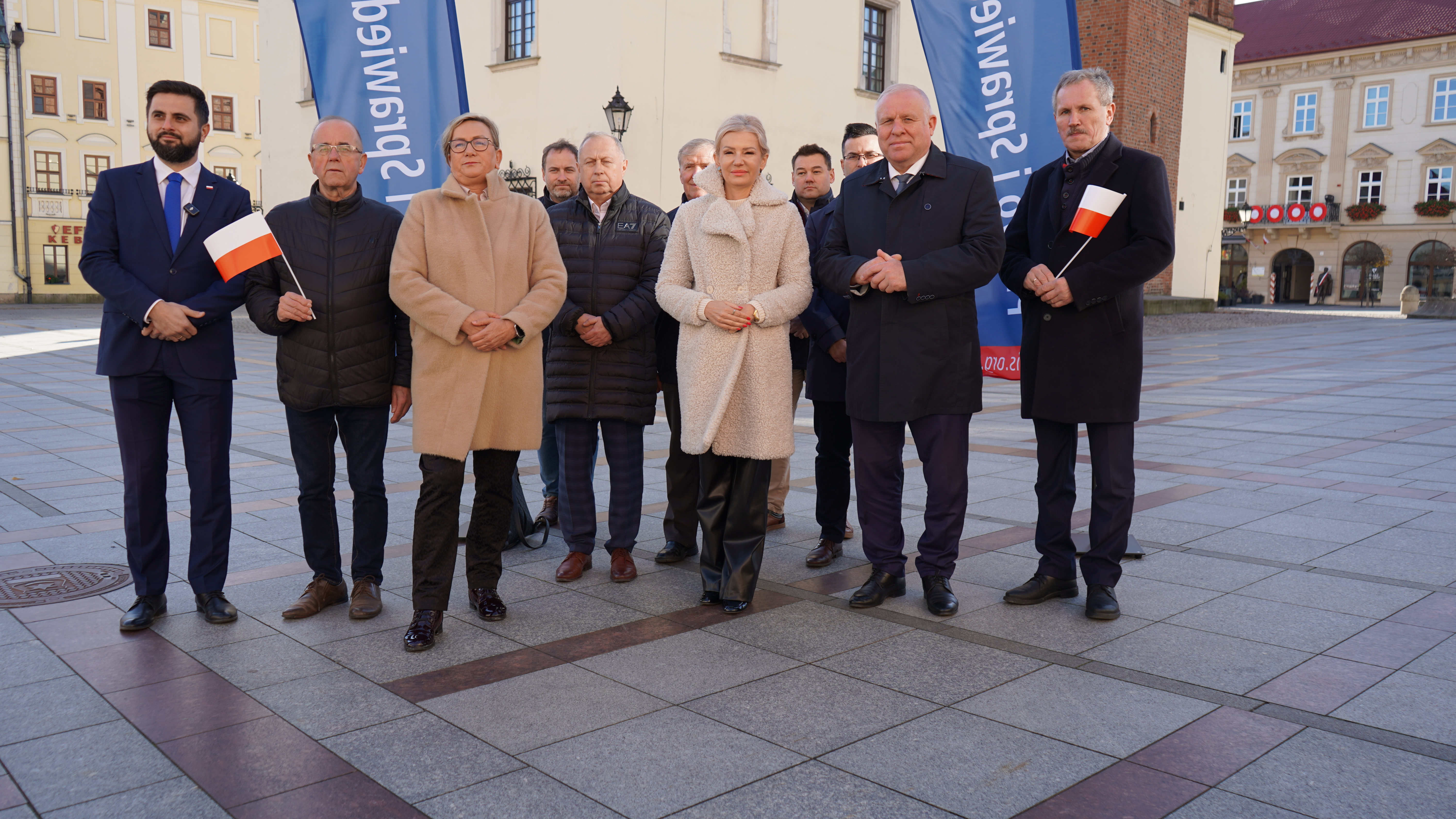 ’Halo, pan Doktor?’. Tarnowski PiS uderza w rząd