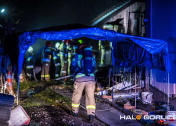 Palił się dom w Gorlicach. Jedna osoba została poszkodowana 2 autor foto: halogorlice.info/Tomasz Stasiowski