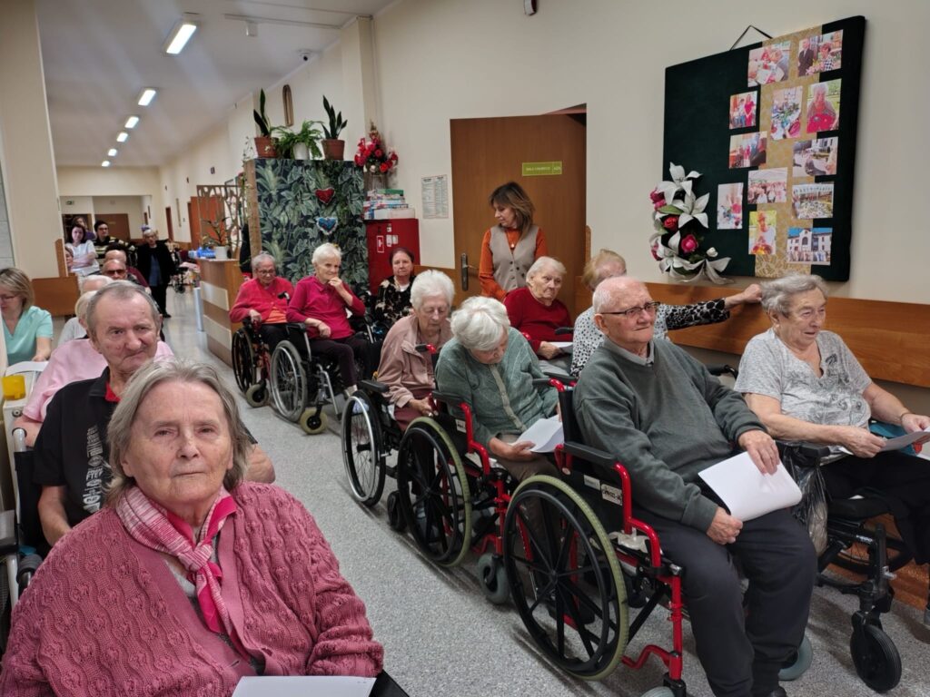 Rekordowa suma na rzecz potrzebujących. Tyle Caritas zebrała w ramach 1,5% podatku 1 senior