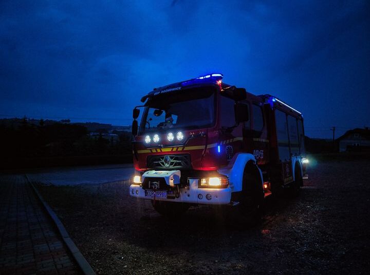 W mieszkaniu ulatniał się tlenek węgla. Kobieta trafiła do szpitala 1 fot. zdjęcie ilustracyjne