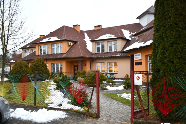 Wkrótce nowe miejsce spotkań, aktywności i wsparcia dla seniorów w Łękawicy 1 na zdjęciu: Ośrodek Zdrowa w Łekawicy / fot. Urząd Gminy Skrzyszów