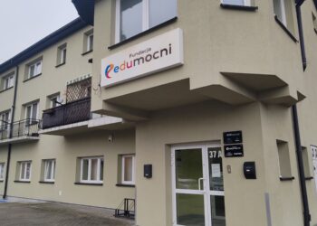 Rodziny zastępcze otrzymają kompleksowe wsparcie w jednym miejscu. Rusza nowa poradnia w Tarnowie 3 oplus_34