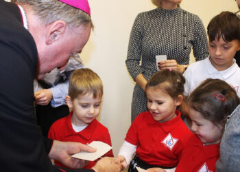 Świąteczne spotkanie z Biskupem Tarnowskim 3 b IMG 5342