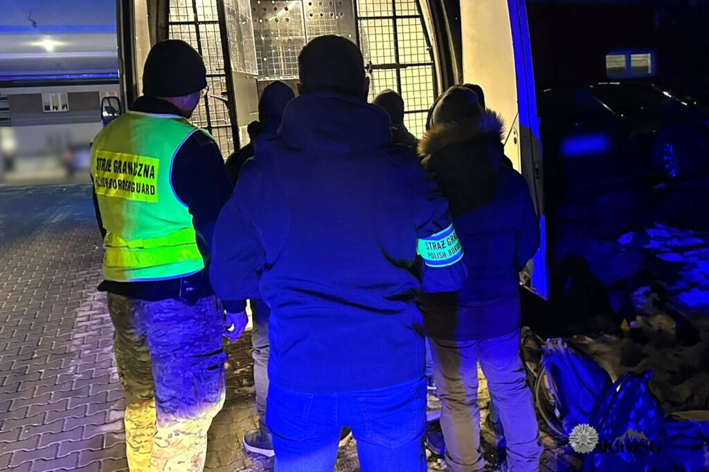Akcja straży granicznej na terenie Gorlic. Zatrzymali cudzoziemców nielegalnie pracujących w Polsce 1 kaosg