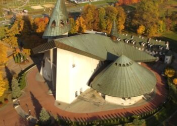 Zbliża się odpust ku czci Niepokalanej. Przygotowania z franciszkaninem i koncert organowy 2 fot. diecezjatarnowska.pl