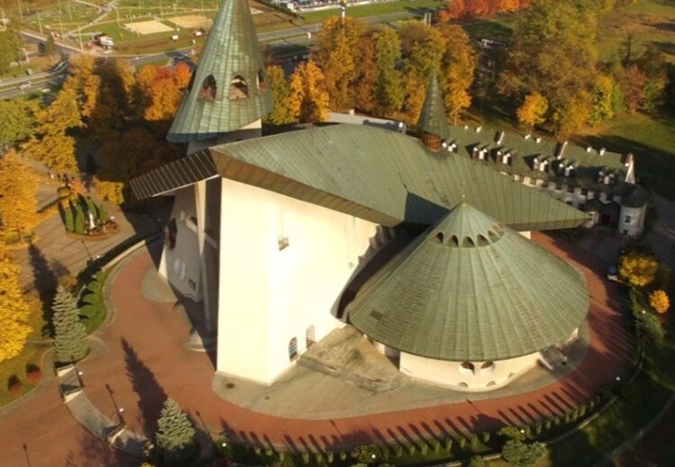 Zbliża się odpust ku czci Niepokalanej. Przygotowania z franciszkaninem i koncert organowy 1 fot. diecezjatarnowska.pl